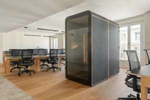 Jöro Rue Le Peletier