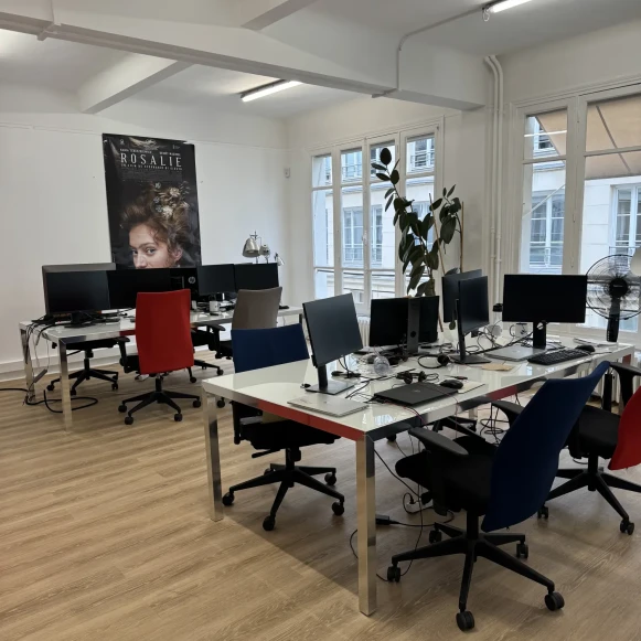 Bureau privé 24 m² 4 postes Location bureau Cité Paradis Paris 75010 - photo 6