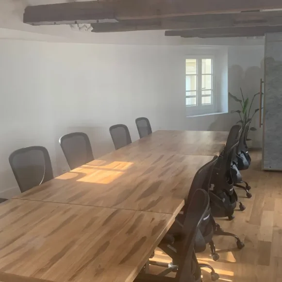 Bureau privé 65 m² 12 postes Coworking Rue de Turenne Paris 75003 - photo 2