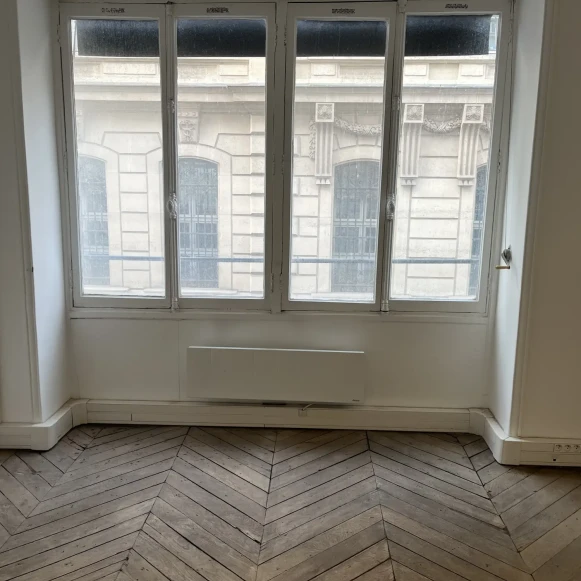 Espace indépendant 60 m² 12 postes Location bureau Rue de la Vrillière Paris 75001 - photo 5
