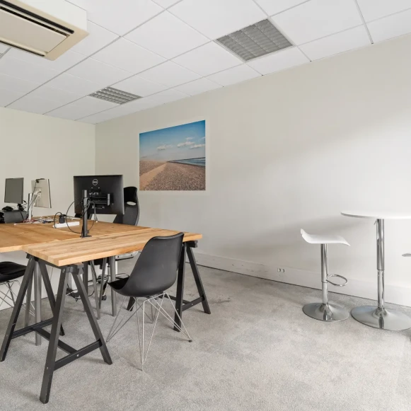 Bureau privé 60 m² 15 postes Location bureau Rue de Palestro Paris 75002 - photo 12