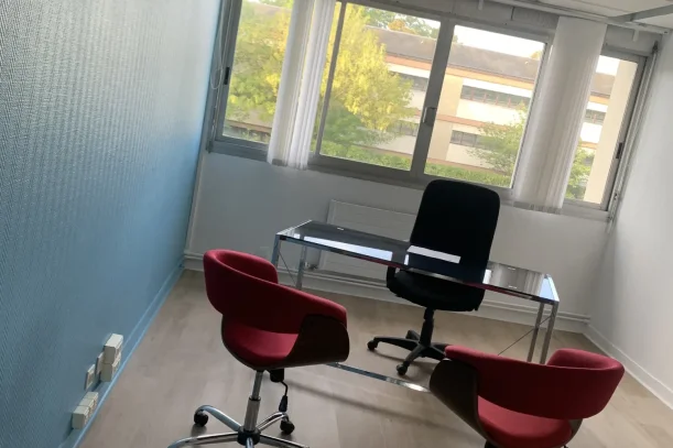 Bureau privé - 60300 - 2 postes - 750€