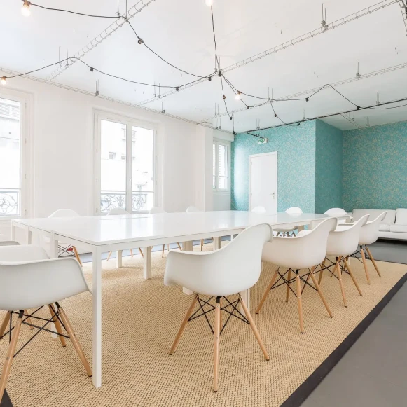 Bureau privé 15 m² 6 postes Coworking Rue des Epinettes Paris 75017 - photo 10