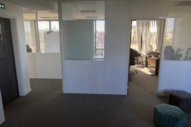 Espace indépendant - 75013 - 6 postes - 3000€