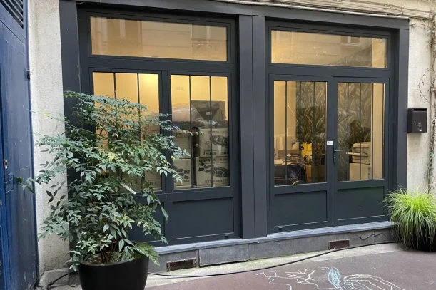 Espace indépendant - 75010 - 8 postes - 3000€