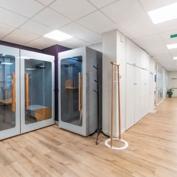 Espace indépendant 231 m² 40 postes Location bureau Rue du Sentier Paris 75002 - photo 6
