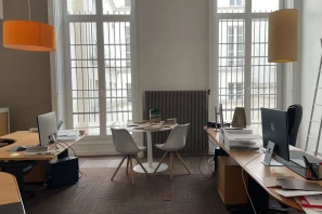 Bureau privé - 75002 - 4 postes - 1800€