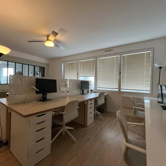 Bureau privé 57 m² 12 postes Location bureau Rue Piat Paris 75020 - photo 7