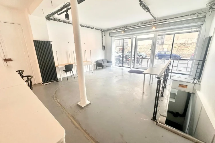 Espace indépendant - 75010 - 20 postes - 4500€