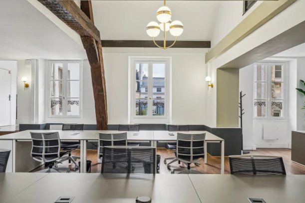 Espace indépendant - 75003 - 52 postes - 35100€