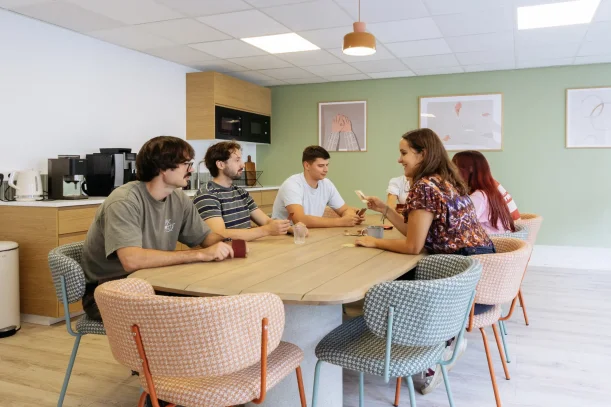 Espace indépendant - 75002 - 24 postes - 14000€