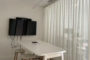Bureau privé - 69007 - 4 postes - 1200€