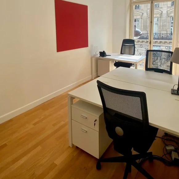 Bureau privé 14 m² 3 postes Coworking Place de l'Opéra Paris 75009 - photo 1