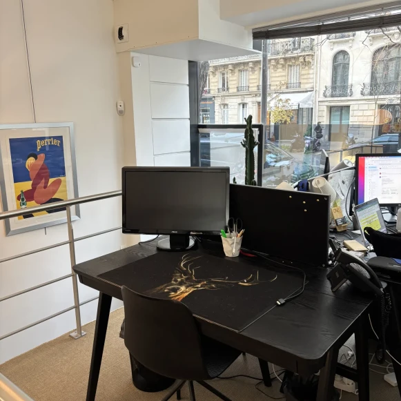 Open Space  2 postes Location bureau Avenue de Wagram Paris 75017 - photo 1