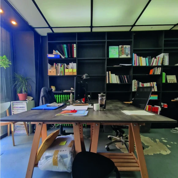 Open Space  2 postes Location bureau Rue Juliette Dodu Paris 75010 - photo 4