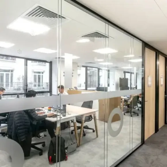 Bureau privé 156 m² 48 postes Location bureau Avenue Charles de Gaulle Neuilly-sur-Seine 92200 - photo 1