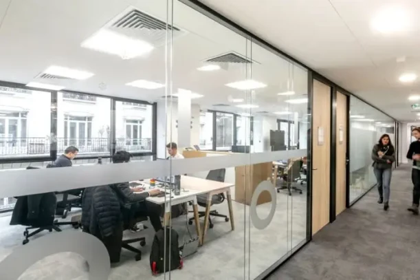 Bureau privé - 92200 - 48 postes - 30720€