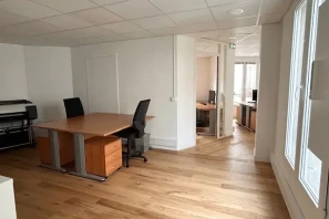 Open Space - 75002 - 5 postes - 350€