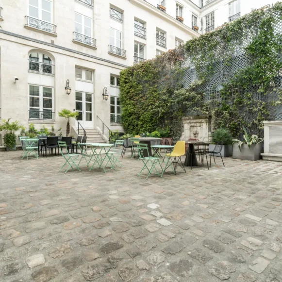 Espace indépendant 250 m² 26 postes Location bureau Rue du Sentier Paris 75002 - photo 10