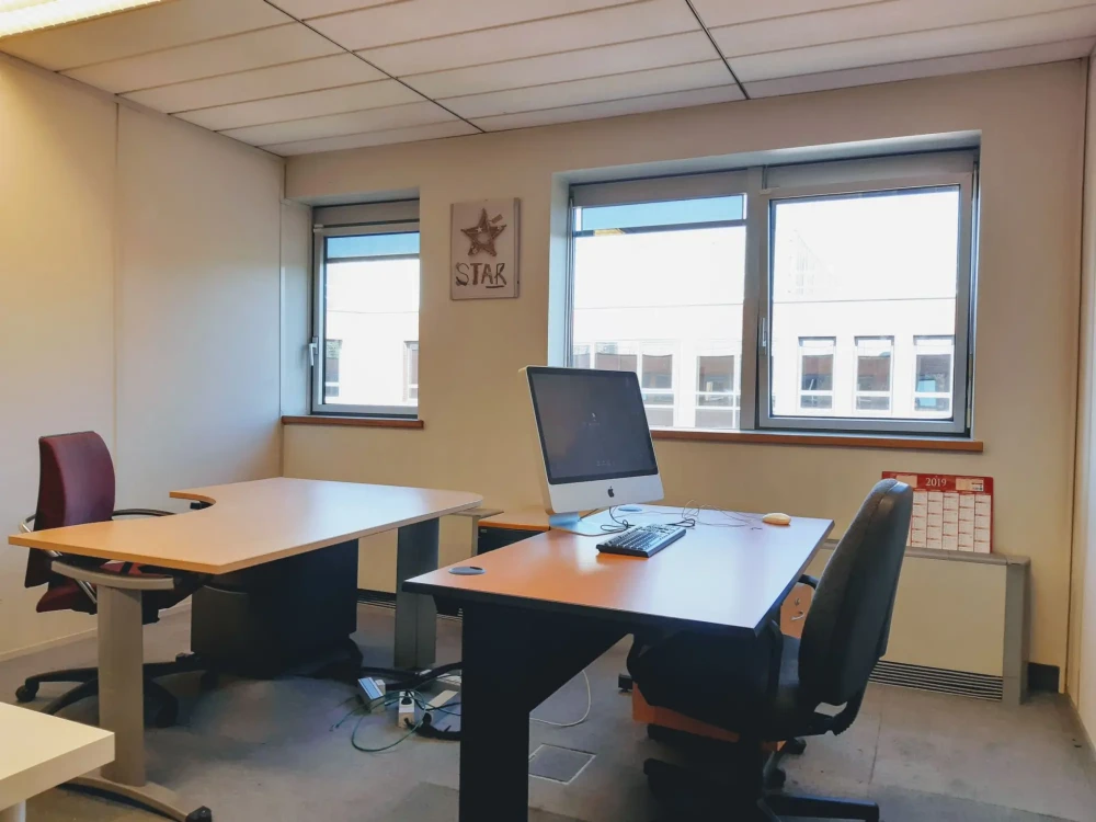 Bureau privé - 92360 - 5 postes - 800€