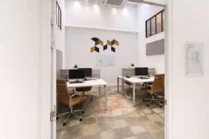 Bureau privé - 75010 - 4 postes - 2000€
