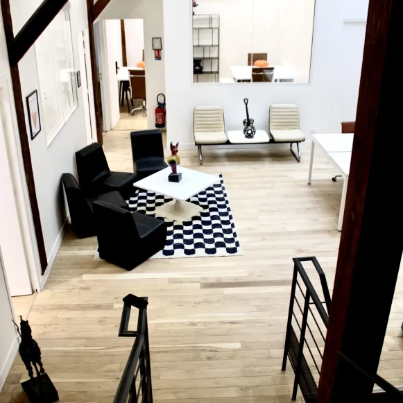 Bureau privé 20 m² 6 postes Location bureau Rue Bichat Paris 75010 - photo 10