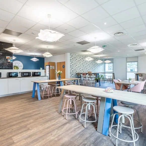 Bureau privé 9 m² 2 postes Coworking Rue Jacques Daguerre Nantes 44300 - photo 2