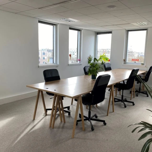 Bureau privé 30 m² 10 postes Coworking Rue Jacques Ibert Levallois-Perret 92300 - photo 3