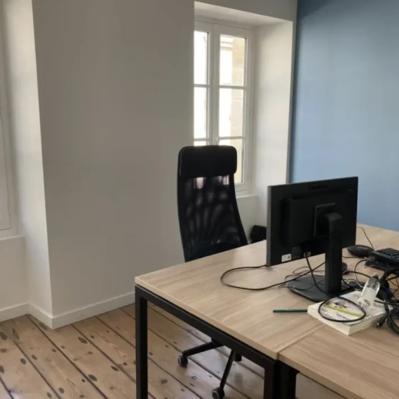 Bureau privé 61 m² 10 postes Location bureau Rue Bergeret Bordeaux 33000 - photo 8