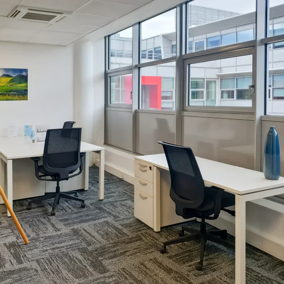 Bureau privé 5 m² 1 poste Location bureau Avenue Jean Kuntzmann Montbonnot-Saint-Martin 38330 - photo 9