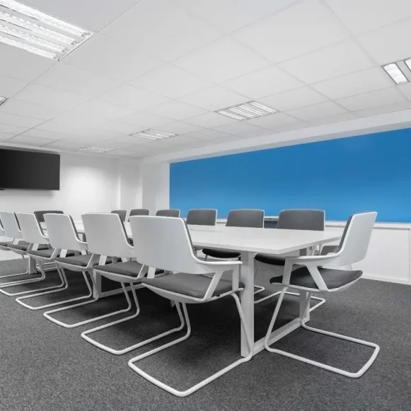 Bureau privé 18 m² 5 postes Coworking Rue Taylor Paris 75010 - photo 3