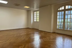 Bureau privé - 75017 - 16 postes - 10400€