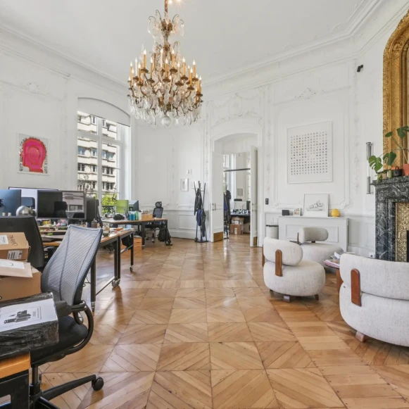 Espace indépendant 800 m² 100 postes Location bureau Boulevard des Italiens Paris 75002 - photo 1