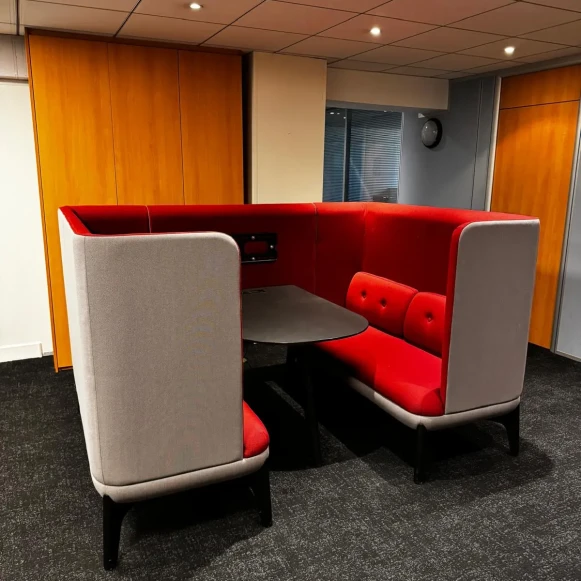 Bureau privé 10 m² 2 postes Location bureau Avenue d'Italie Paris 75013 - photo 2