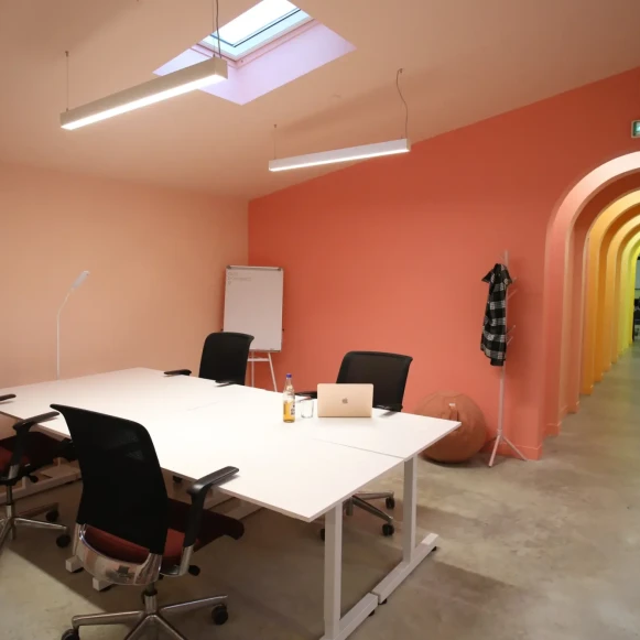 Open Space  24 postes Coworking Boulevard Anatole France Aubervilliers 93300 - photo 9