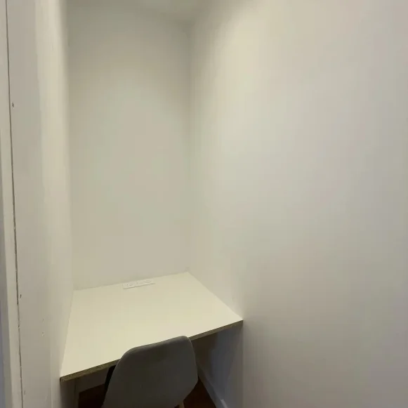 Bureau privé 50 m² 19 postes Location bureau Cité Paradis Paris 75010 - photo 9