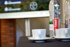 Open Space - 13880 - 4 postes - 400€