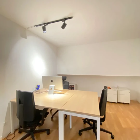 Bureau privé 14 m² 3 postes Location bureau Avenue du Général Michel Bizot Paris 75012 - photo 1