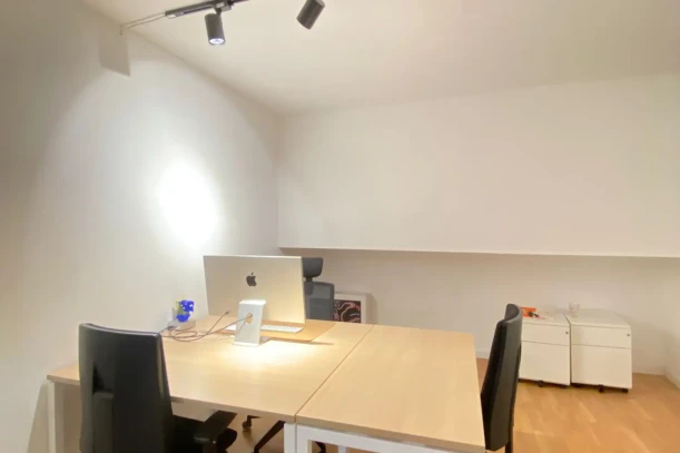 Bureau privé - 75012 - 3 postes - 580€