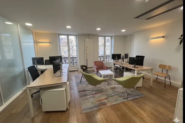 Bureau privé - 75008 - 12 postes - 3590€