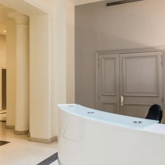 Bureau privé 7 m² 2 postes Location bureau Avenue de l'Opéra Paris 75001 - photo 2
