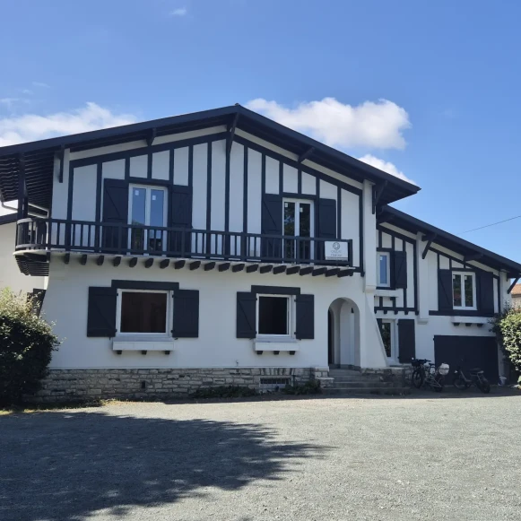 Open Space 44 postes Location bureau Rue du Bois Belin Pyrénées-Atlantiques 64600 - photo 1