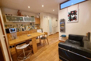 Bureau privé - 75011 - 2 postes - 590€