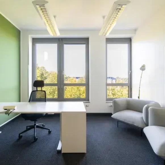 Bureau privé 16 m² 4 postes Coworking Quai Kléber Strasbourg 67000 - photo 3