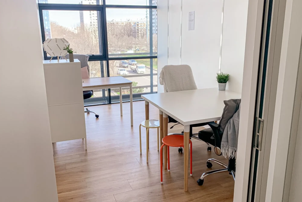 Bureau privé - 69007 - 3 postes - 900€