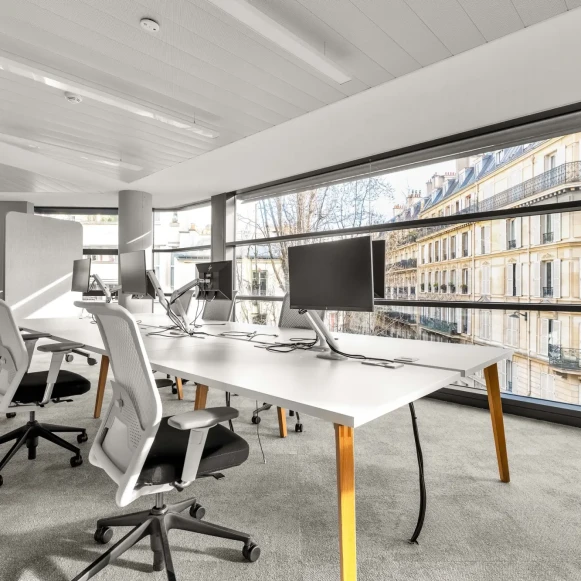 Espace indépendant 1 214 m² 150 postes Location bureau Rue d'Héliopolis Paris 75017 - photo 10
