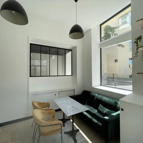 Espace indépendant 90 m² 18 postes Location bureau Rue de la Lune Paris 75002 - photo 2