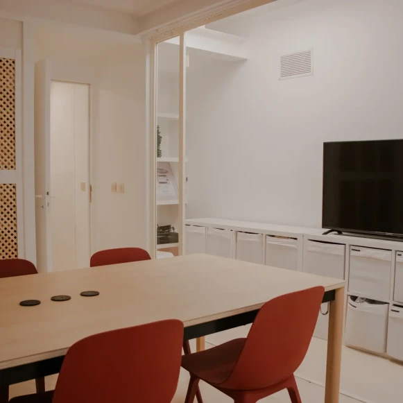 Espace indépendant 100 m² 13 postes Location bureau Rue du Faubourg Saint-Denis Paris 75010 - photo 4