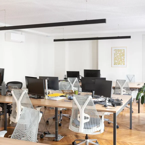 Espace indépendant 175 m² 26 postes Location bureau Rue d'Argenteuil Paris 75001 - photo 3