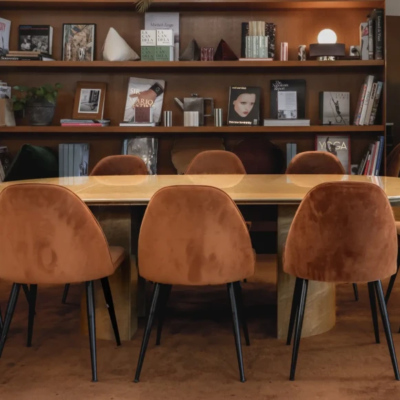 Bureau privé 12 m² 5 postes Coworking Cours Albert 1er Paris 75008 - photo 2